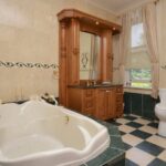 Master ensuite